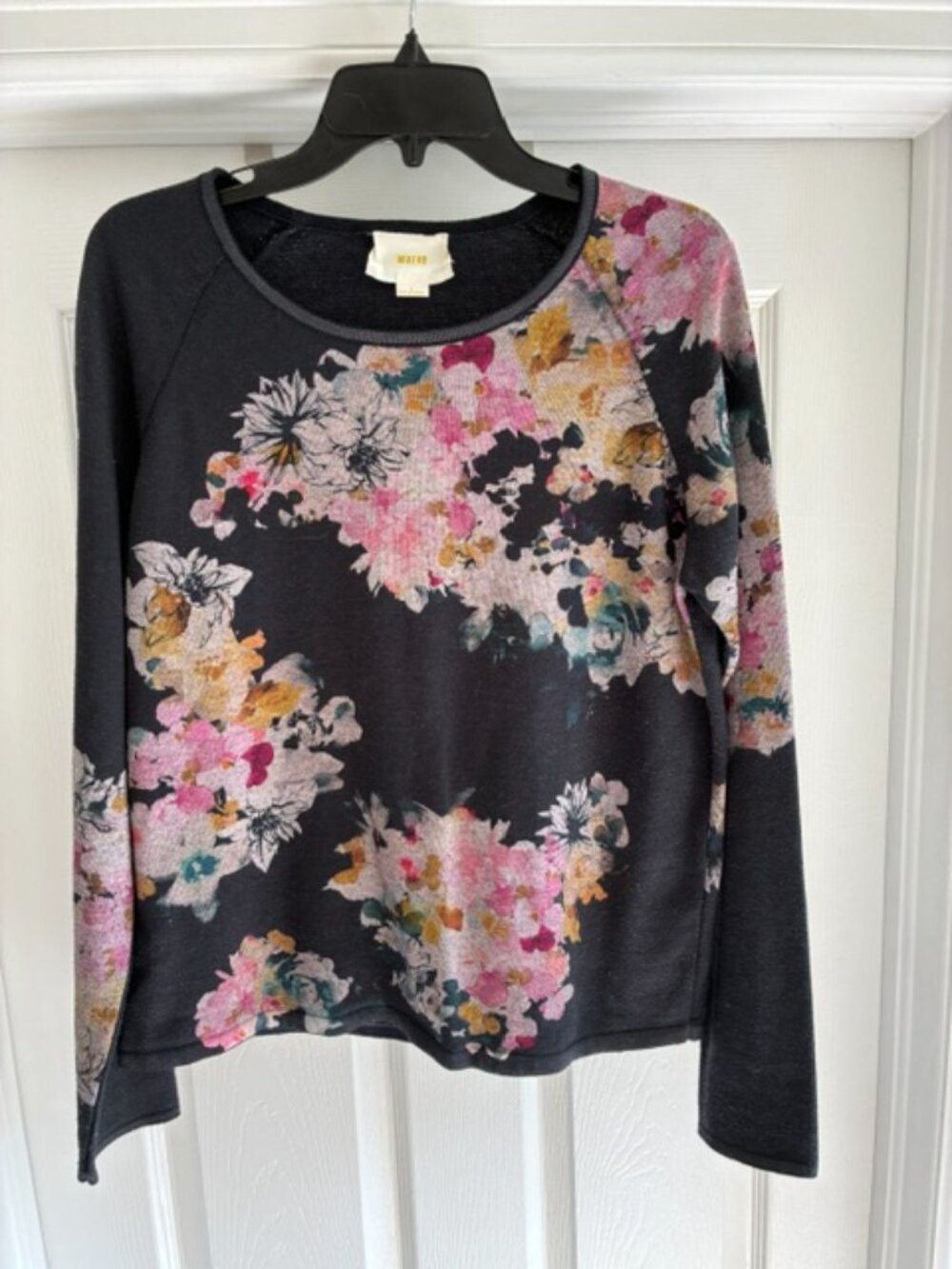 Maeve by Anthropologie Charcol Rayma Floral sweater, size Large.  Good condition